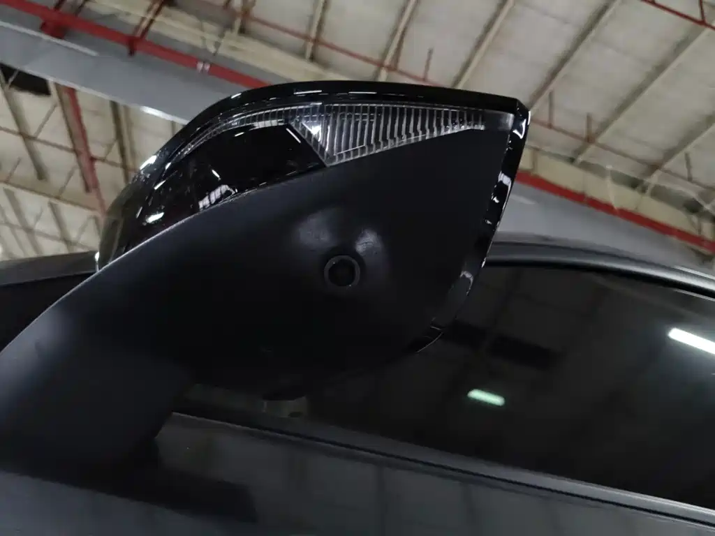 Changan UNI-V 2023 1.5T exclusive model купить на сайте DeffCars
