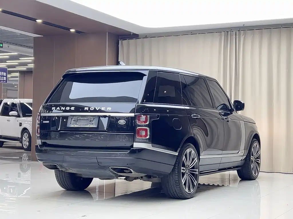 Range Rover 2020 3.0 L6 Legend Extended Edition купить на сайте DeffCars