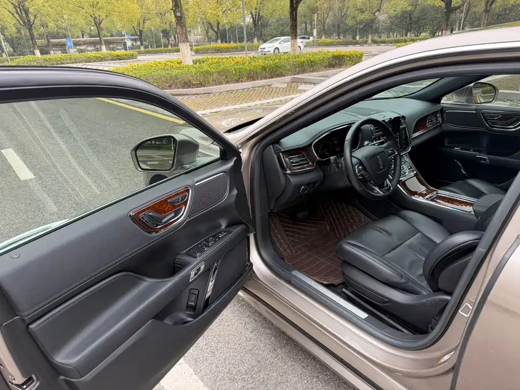 Lincoln Continental 2019 2.0T 2WD Exclusive Edition National V купить на сайте DeffCars