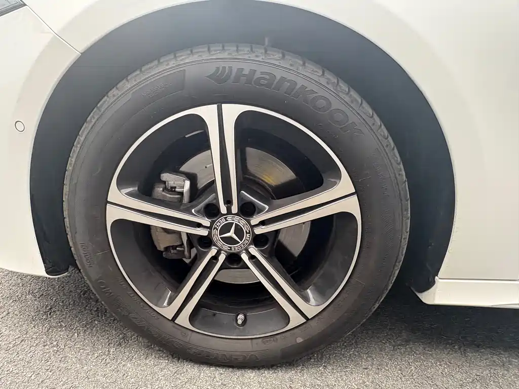 Mercedes-Benz A-Class 2024 A 200 L Dynamic купить на сайте DeffCars
