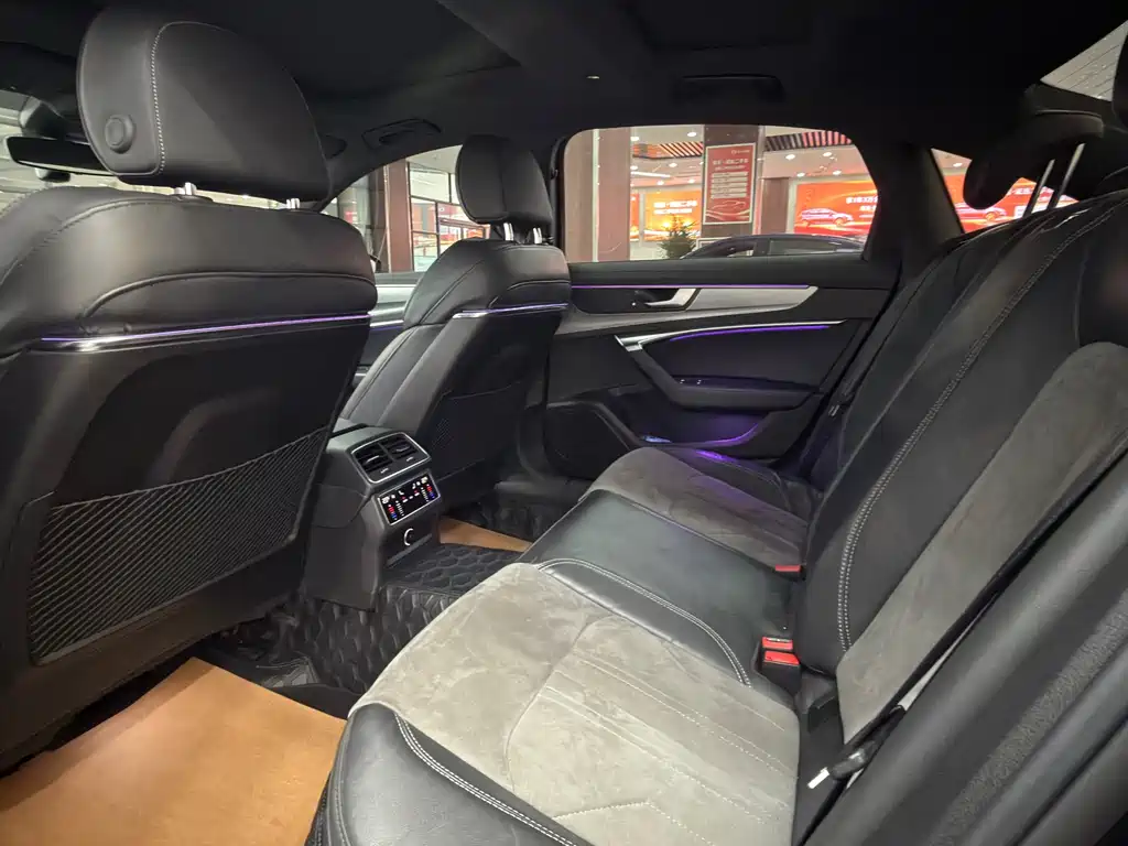 Audi A6L 2022 45 TFSI Premium Dynamic Model купить на сайте DeffCars