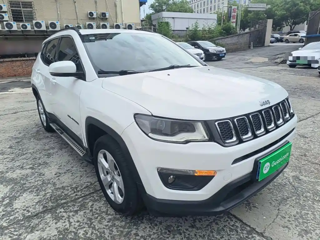 Compass 2017 200T Automatic Home Edition купить на сайте DeffCars