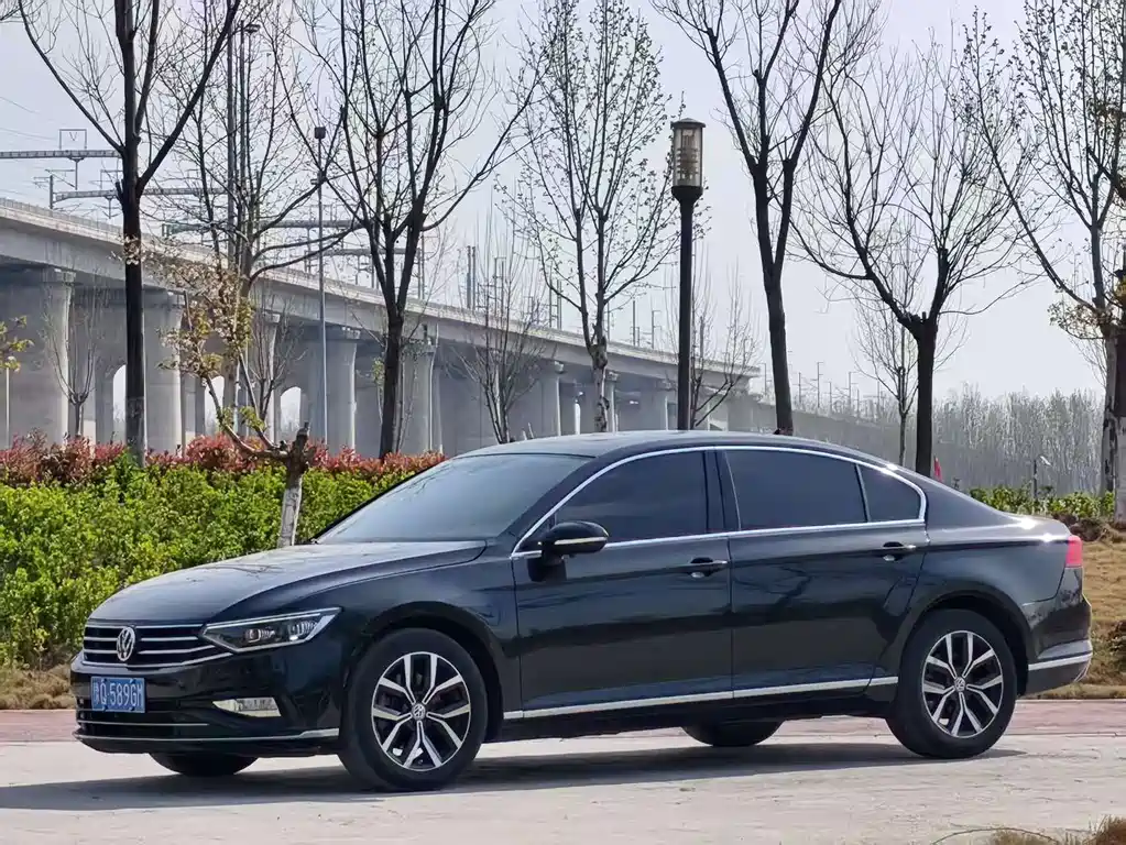 Magotan 2020 330TSI DSG leading model купить на сайте DeffCars