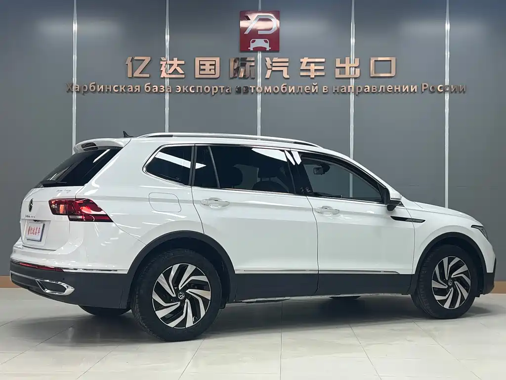 Tiguan L 2023 280TSI automatic two-wheel drive Chaochuang limited edition купить на сайте DeffCars