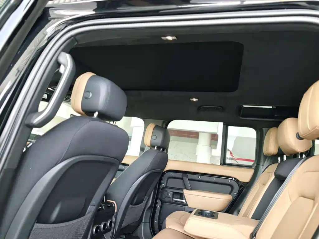 Land Rover Defender 2025 110 3.0T P400 Dark Special Edition купить на сайте DeffCars