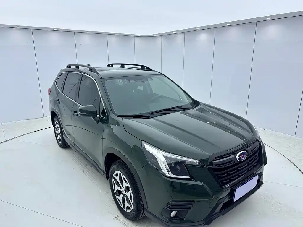 Forester 2022 2.0i AWD Deluxe Edition EyeSight купить на сайте DeffCars