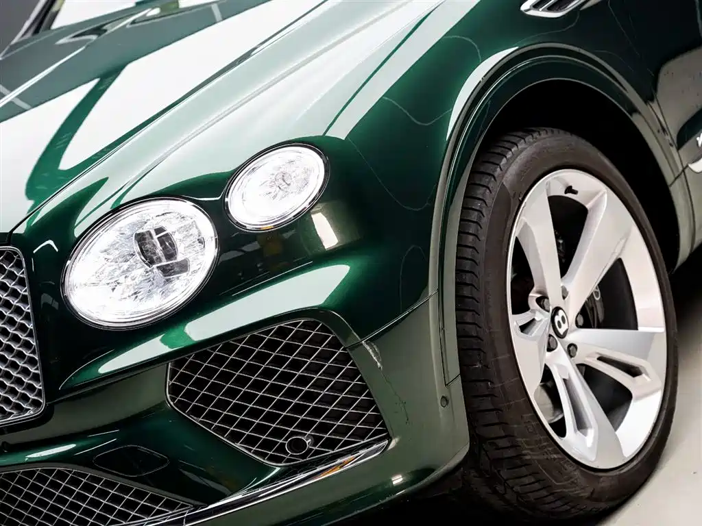 Bentayga 2022 4.0T V8 купить на сайте DeffCars