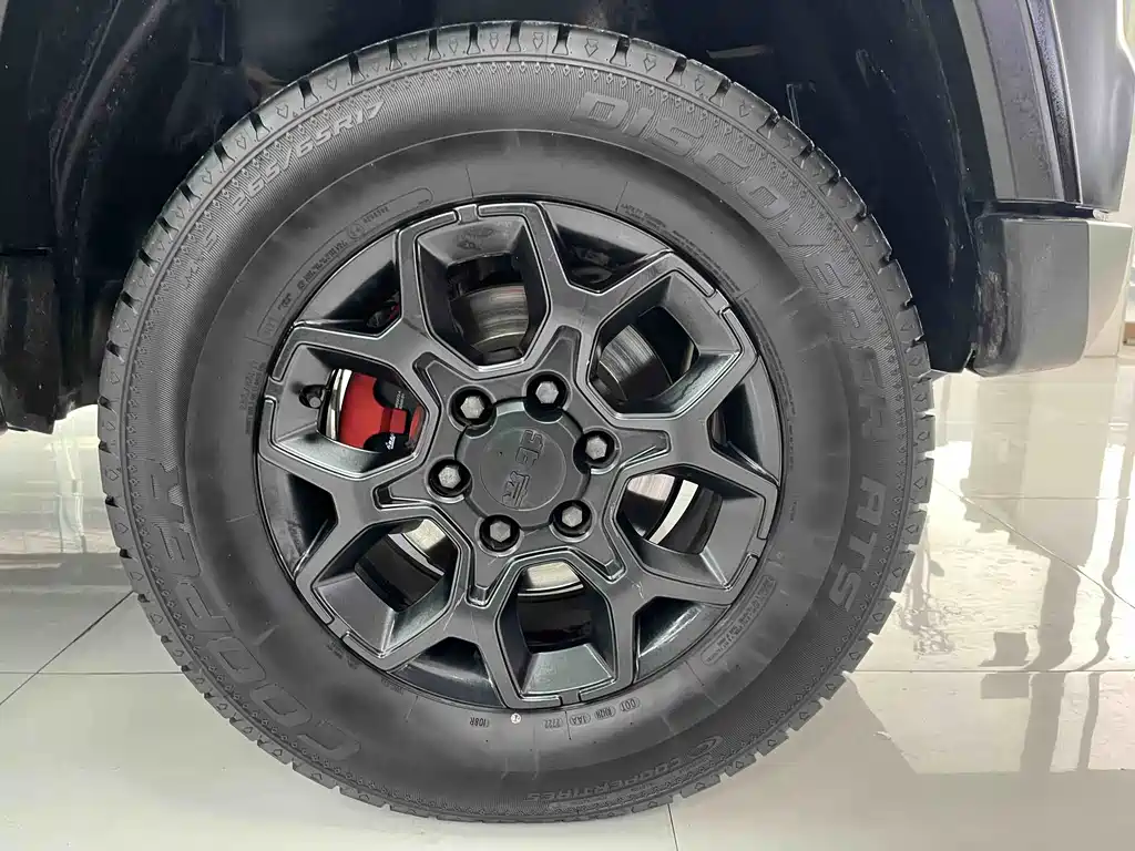 Beijing Off-Road BJ40 2021 2.0D Automatic Four-wheel Drive Blade Hero Edition Knight Type (front and rear electronically controlled locks) купить на сайте DeffCars