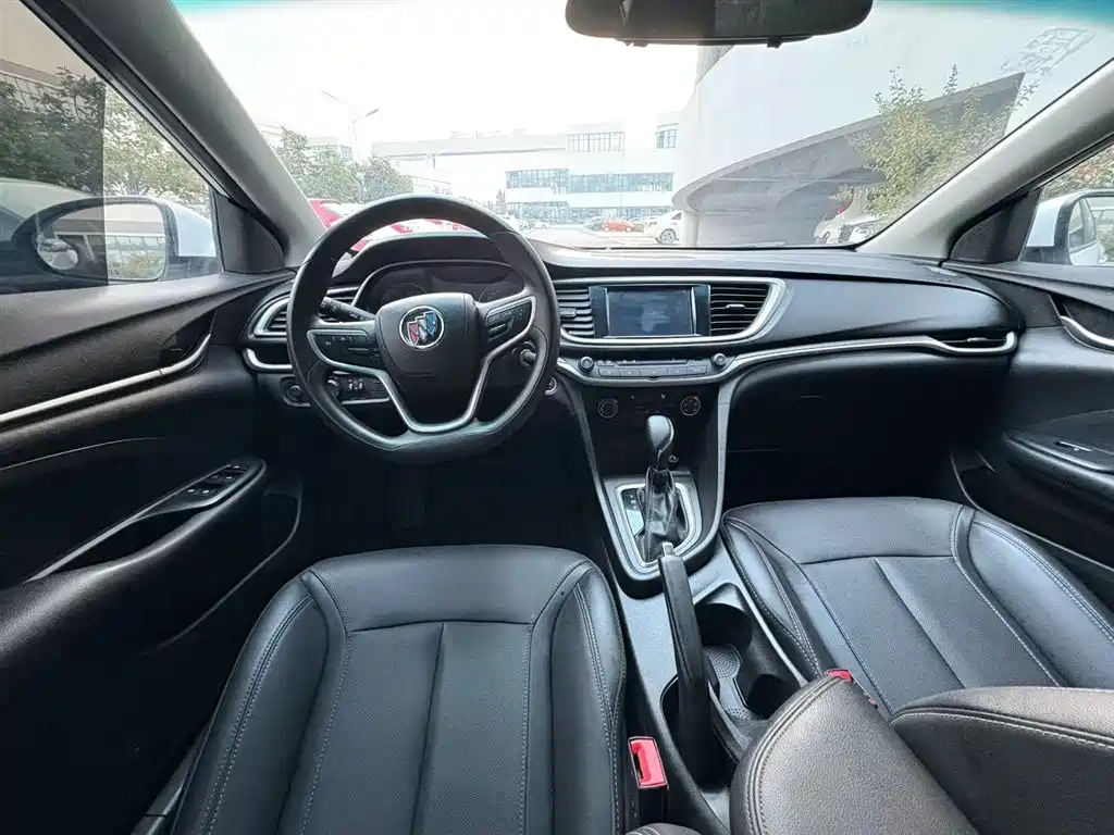 Yinglang 2021 model model 1.5L automatic elite model купить на сайте DeffCars