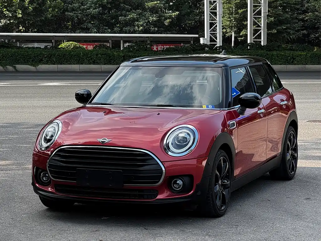 CLUBMAN 2021 1.5T COOPER Connoisseur купить на сайте DeffCars