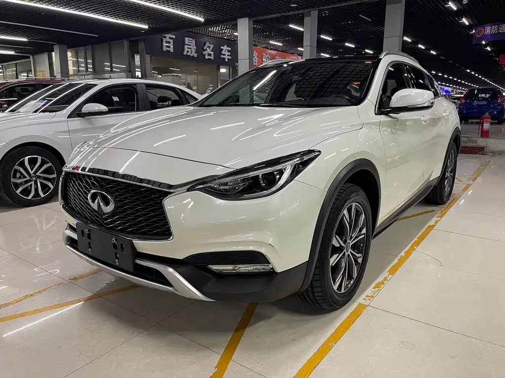Infiniti QX30 2017 1.6T two-wheel drive sports version купить на сайте DeffCars