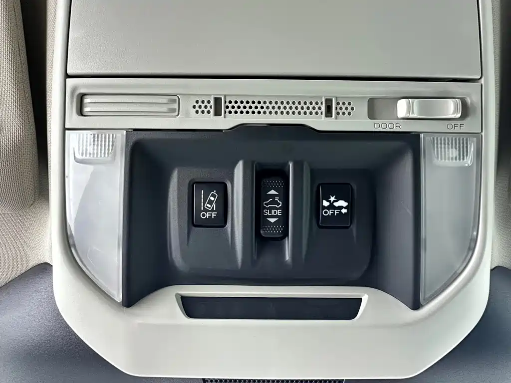 Forester 2022 2.0i AWD Deluxe Edition EyeSight купить на сайте DeffCars