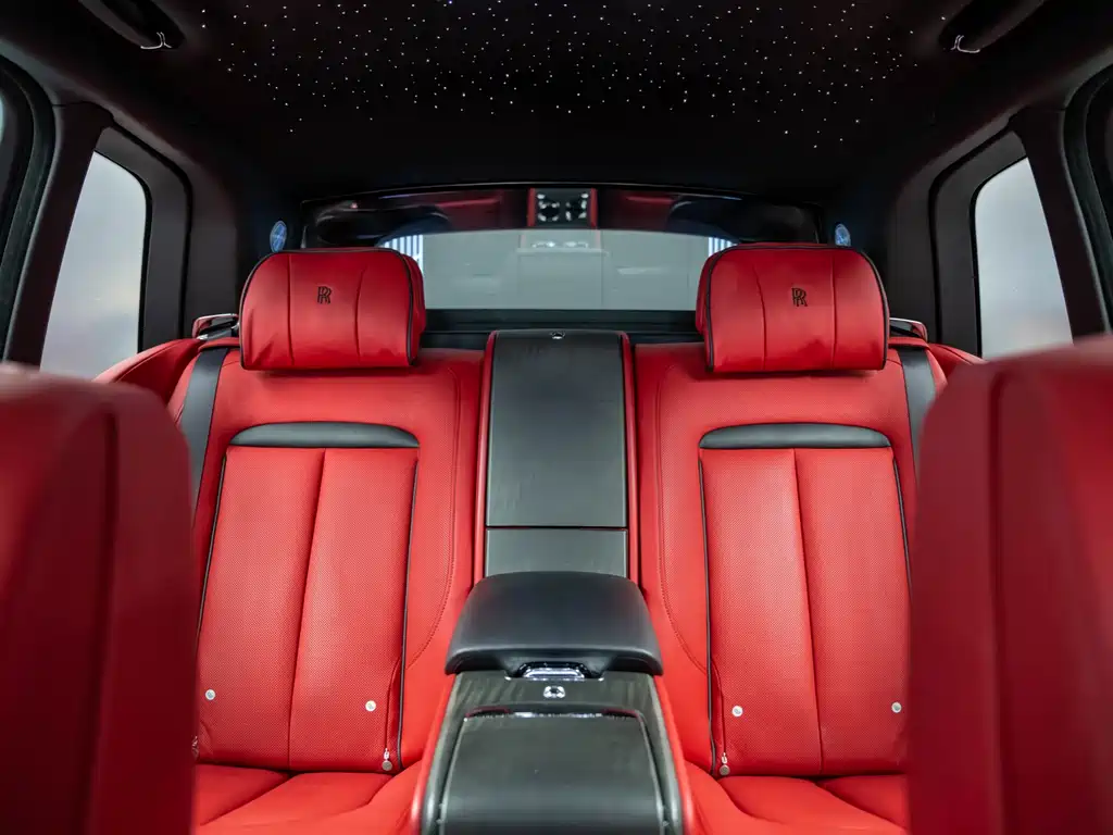 Cullinan 2018 four-seat version купить на сайте DeffCars