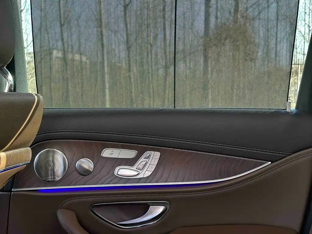 Mercedes-Benz E-Class 2022 E 300 L Luxury Model купить на сайте DeffCars