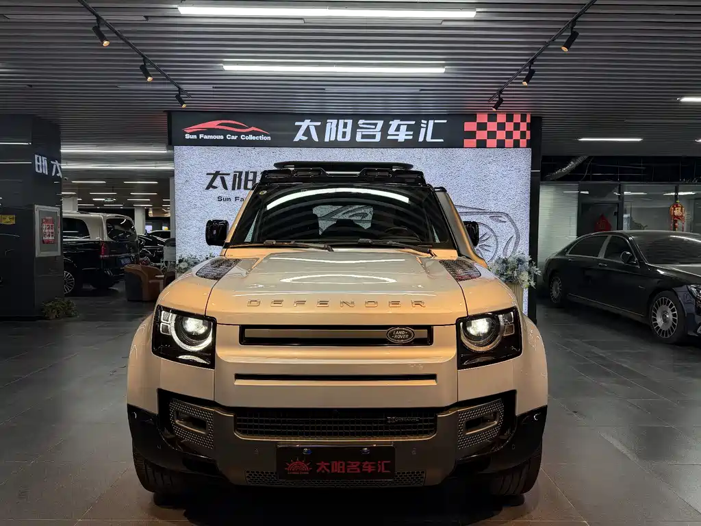 Land Rover Defender 2023 110 3.0T P400 X-DYNAMIC HSE купить на сайте DeffCars