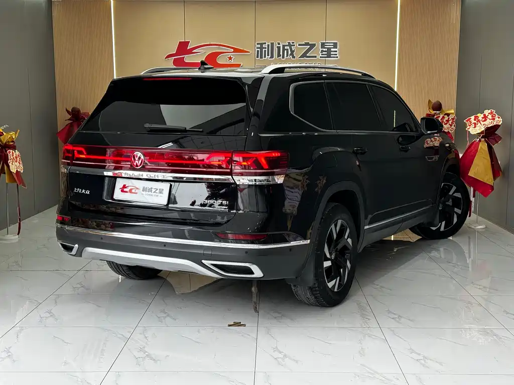 Touron 2021 380TSI four-wheel drive luxury version купить на сайте DeffCars