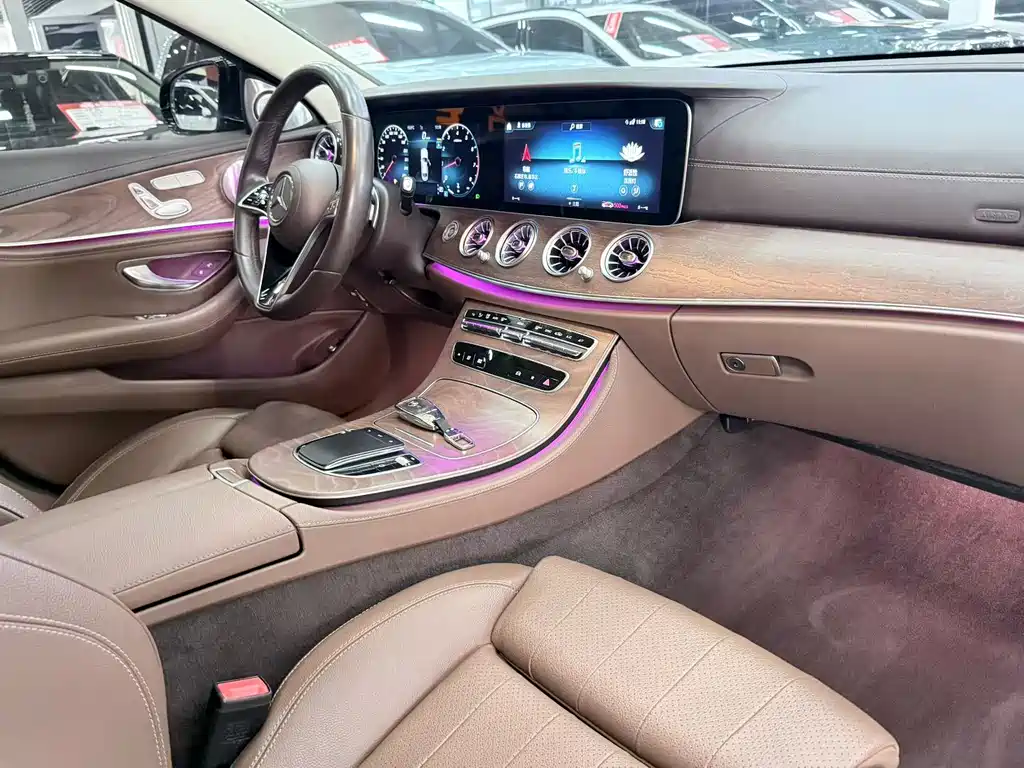 Mercedes-Benz E-Class 2023 E 260 L купить на сайте DeffCars