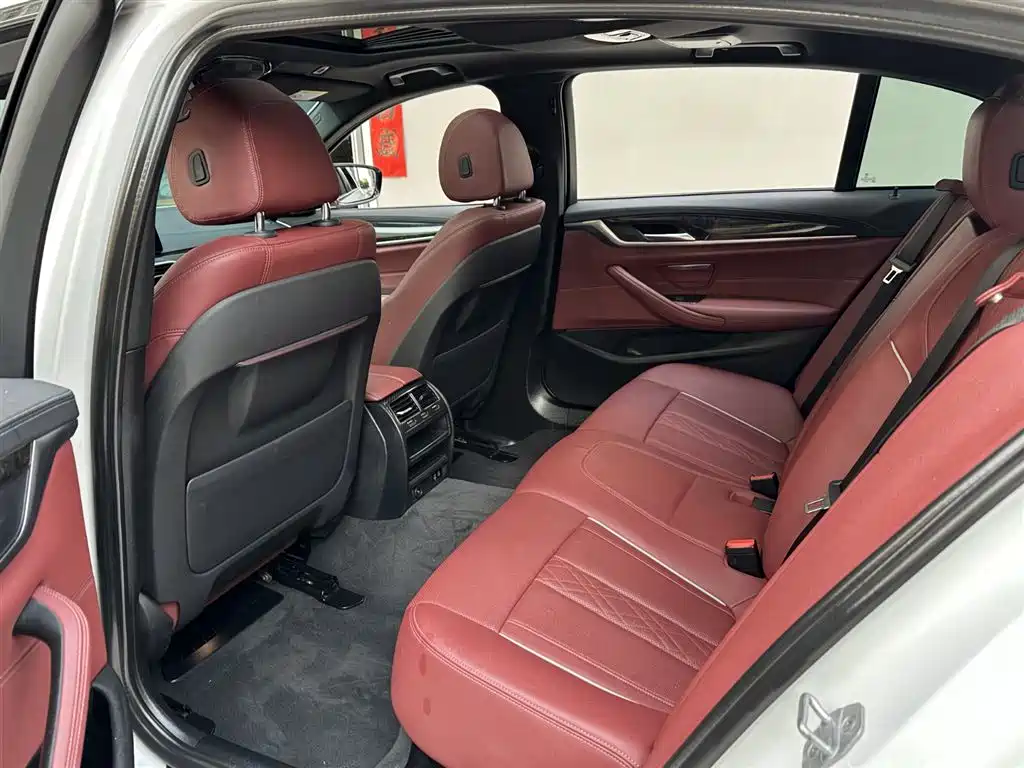 BMW 5 Series 2021 525Li M Sports Package купить на сайте DeffCars