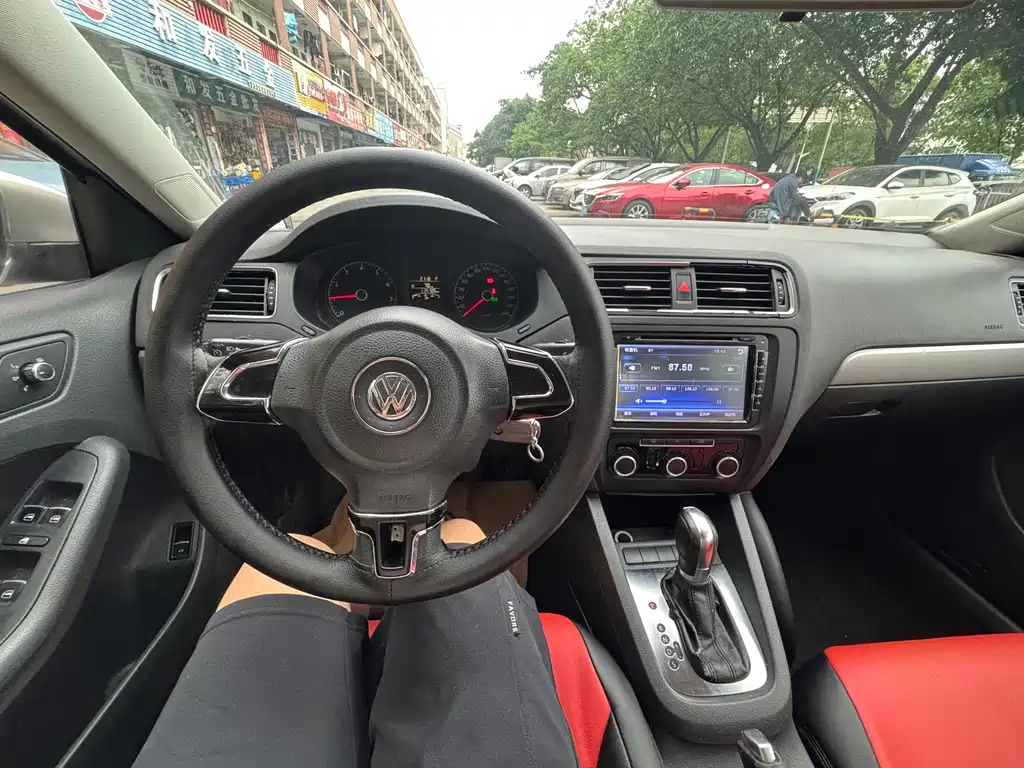 Sagitar 2012 1.6L automatic comfort model купить на сайте DeffCars