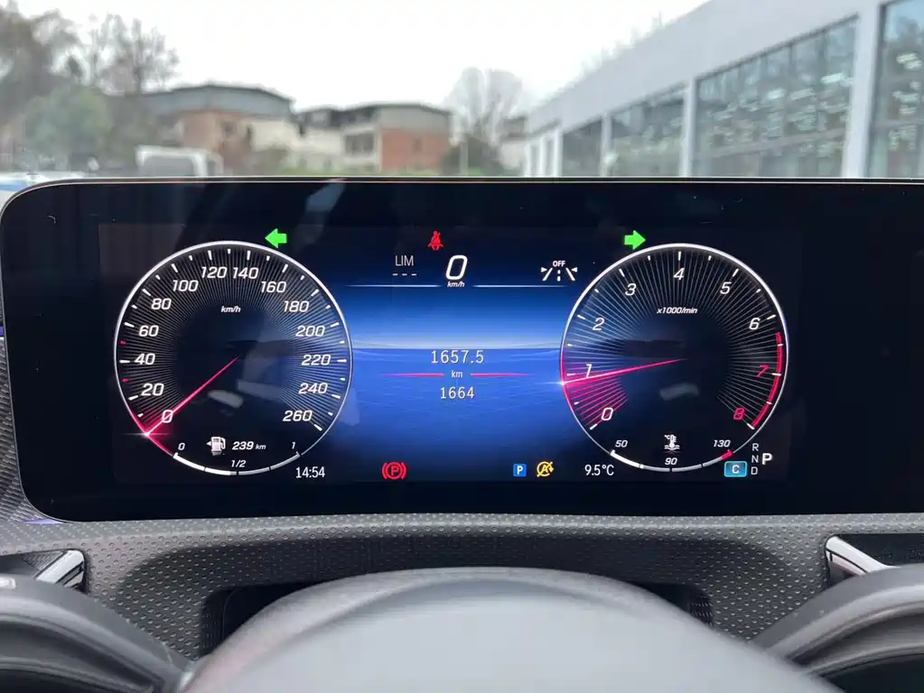 Mercedes-Benz A-Class 2025 A 200 L Fashion Model купить на сайте DeffCars