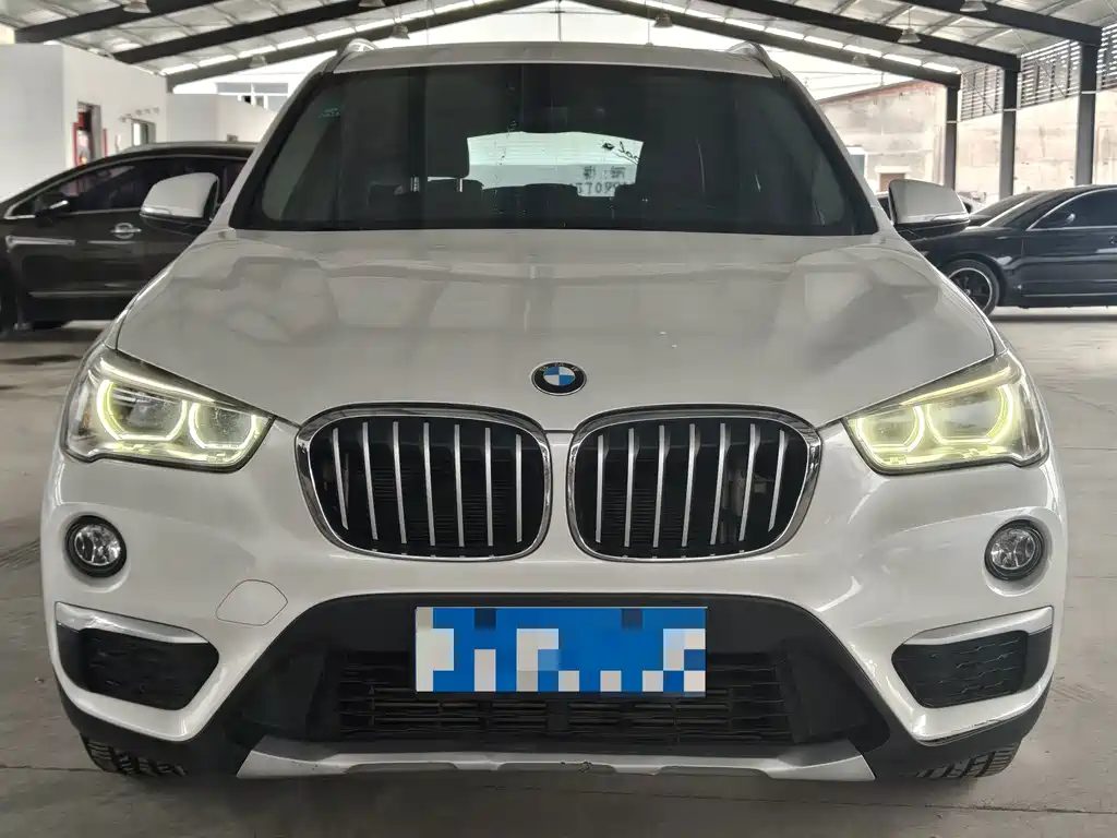 BMW X1 2018 sDrive18Li Exclusive Model купить на сайте DeffCars