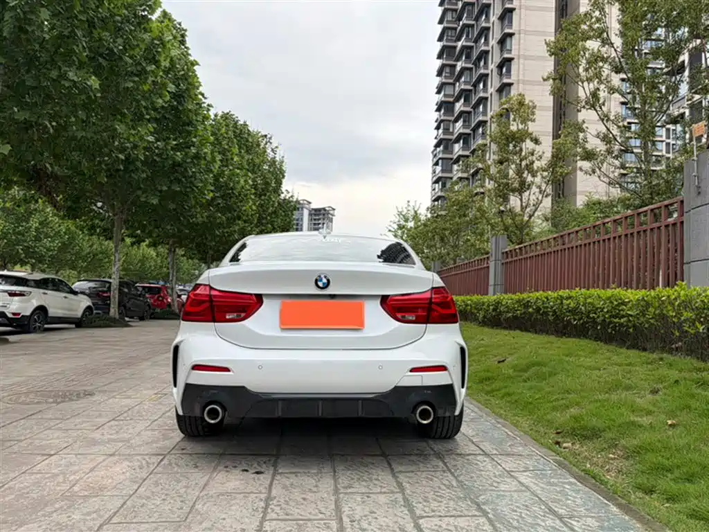 BMW 1 Series 2020 120i M Sports Package купить на сайте DeffCars
