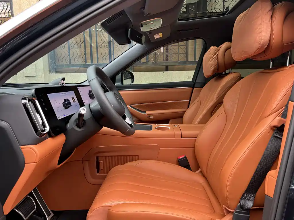 Wenjie M8 2025 extended range Max+ version 53.4kWh 5-seater version купить на сайте DeffCars