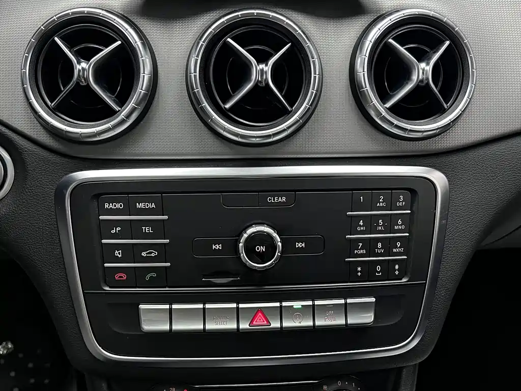 Mercedes-Benz CLA (Imported) 2018 CLA 200 Dynamic купить на сайте DeffCars