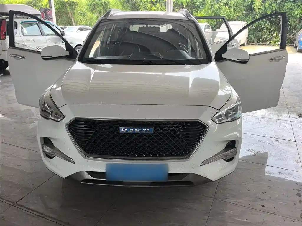 Haval M6 2018 1.5T manual two-wheel drive urban model купить на сайте DeffCars