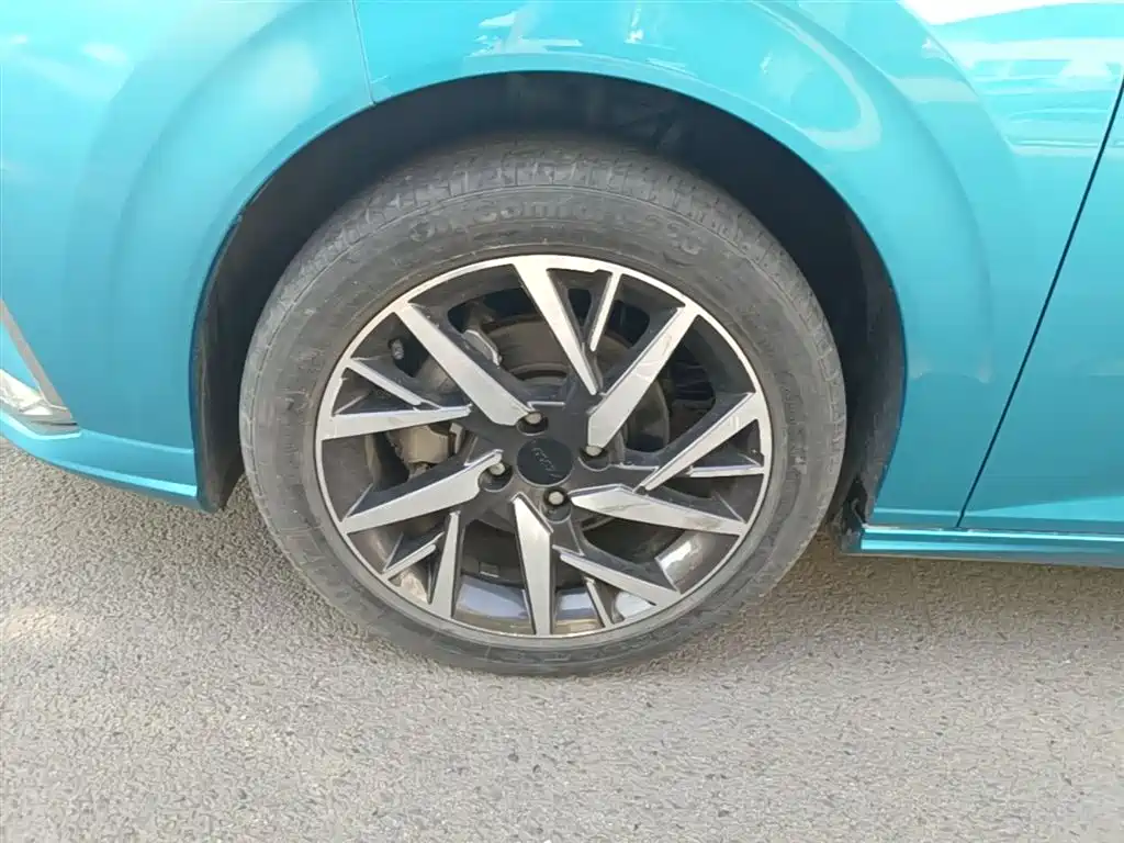 Yixuan 2020 230T automatic dazzling track version купить на сайте DeffCars