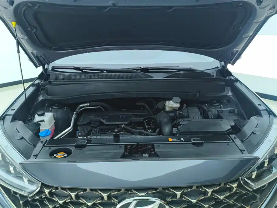 Beijing Hyundai ix35 2021 2.0L automatic two-wheel drive GLS leading version купить на сайте DeffCars