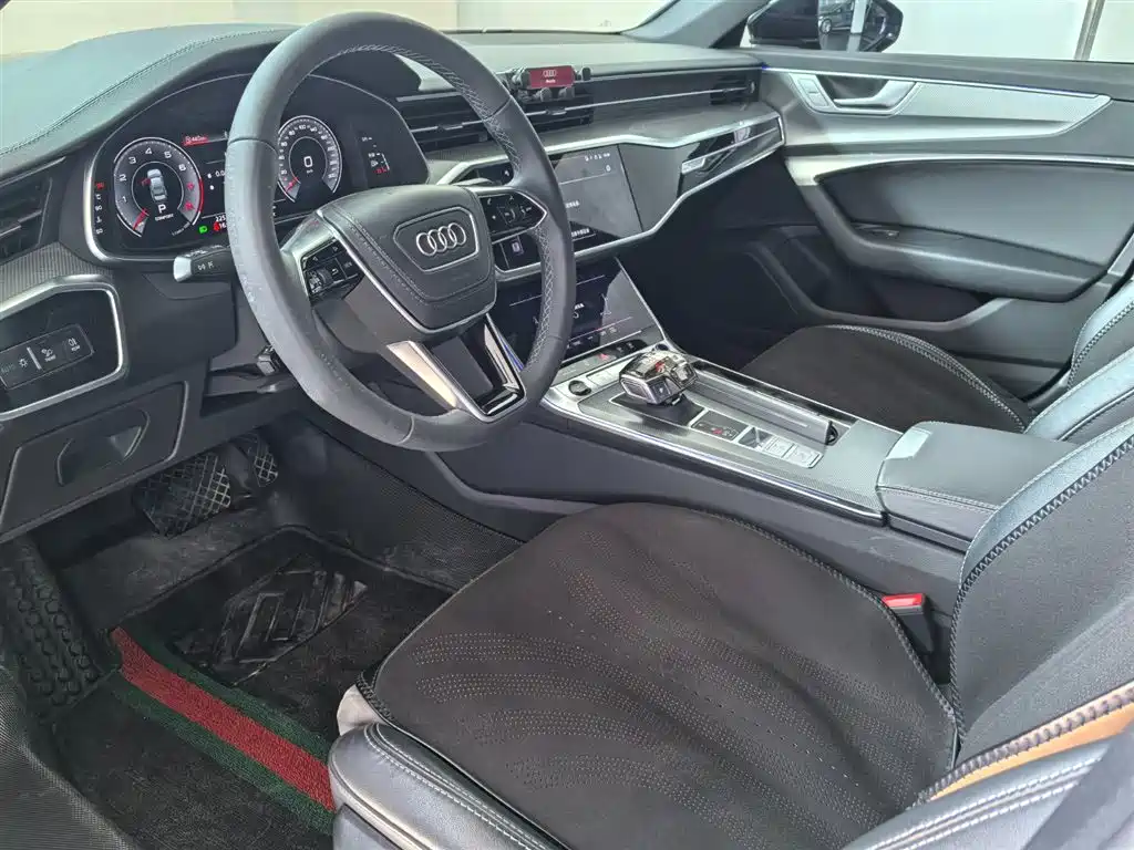Audi A6L 2023 45 TFSI Premium Dynamic Model купить на сайте DeffCars