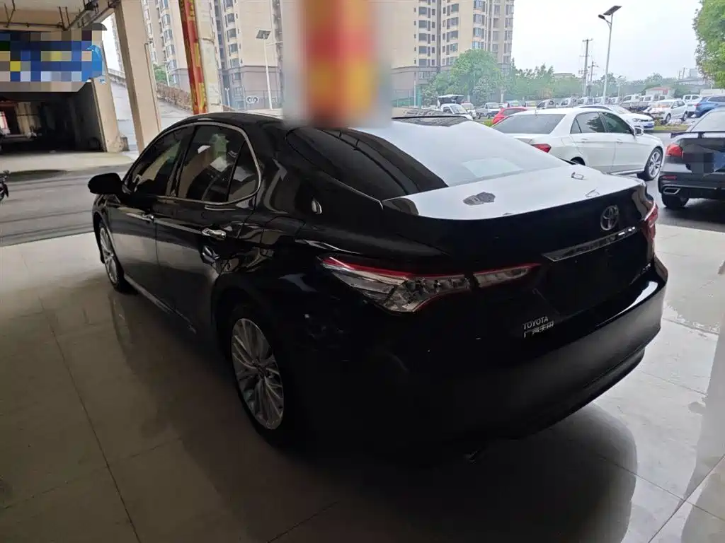 Camry 2018 2.5G Deluxe Edition купить на сайте DeffCars