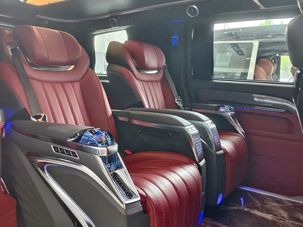 Vito 2024 2.0T Business Edition 7 seats купить на сайте DeffCars
