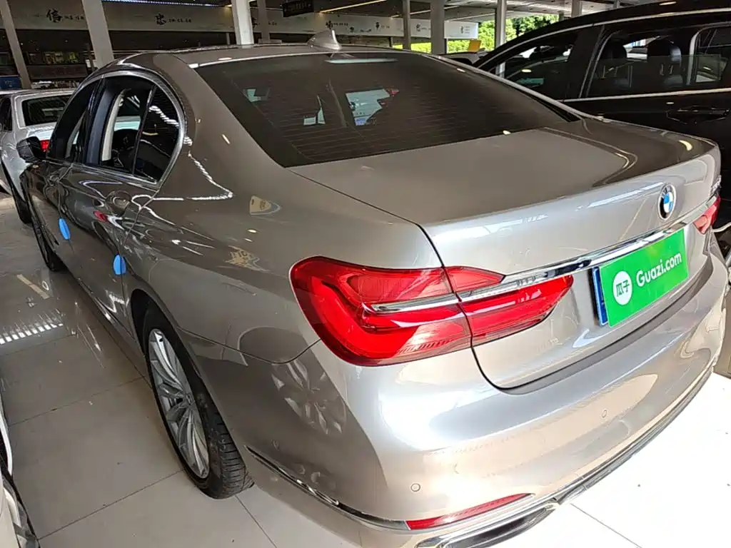 BMW 7 Series 2018 730Li Leading Excellence Package купить на сайте DeffCars
