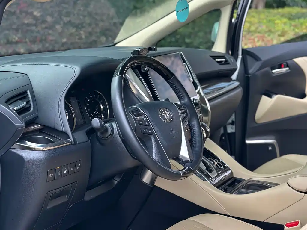 Wilfa 2023 Crown Dual Engine 2.5L HV Extreme Edition купить на сайте DeffCars