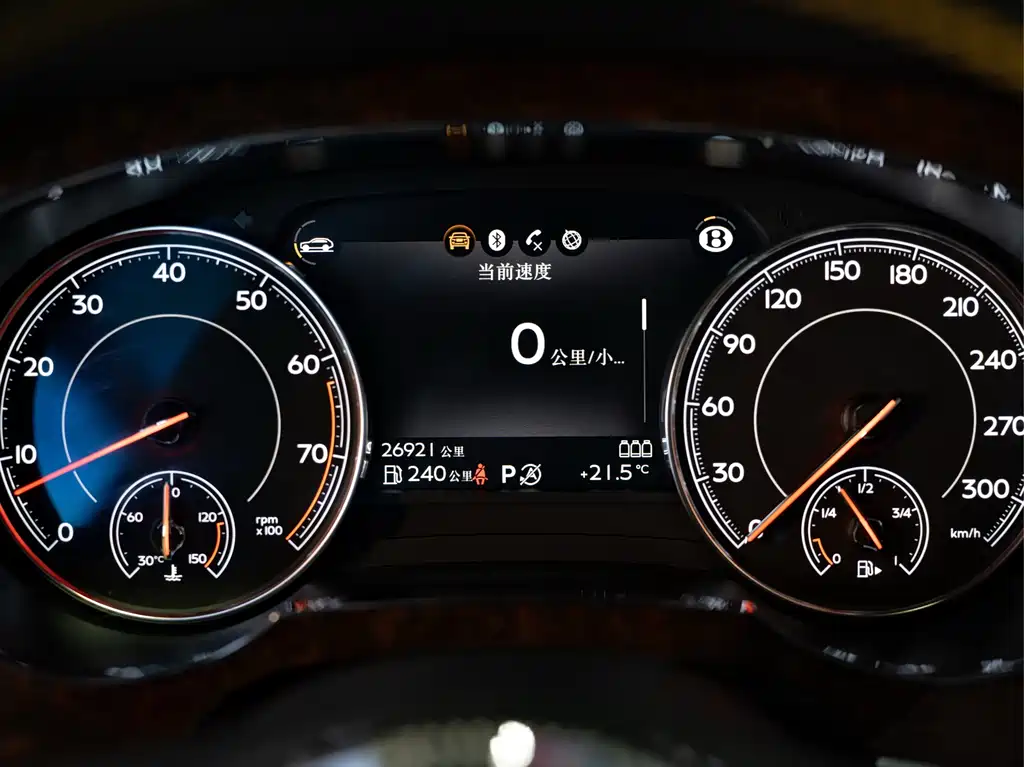 Bentayga 2017 6.0T Standard Edition купить на сайте DeffCars
