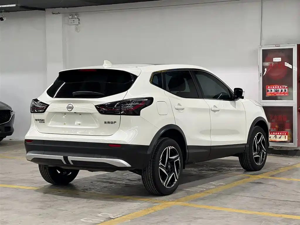 Qashqai 2025 Honor 2.0L CVT XV+ Leading Edition купить на сайте DeffCars