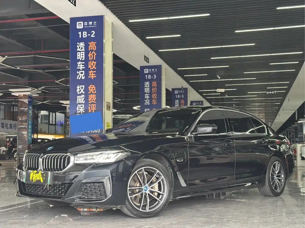 BMW 5 Series New Energy 2022 Model 2 535Le M Sports Package купить на сайте DeffCars