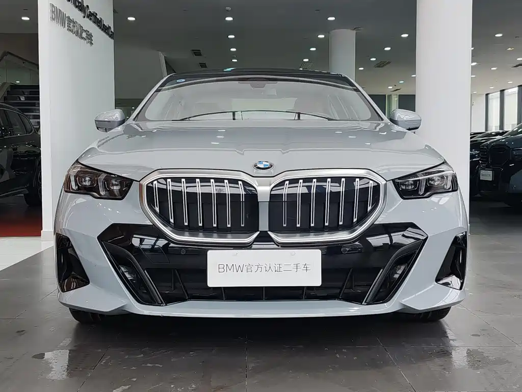 BMW 5 Series Imported 2024 525i M Sports Package купить на сайте DeffCars