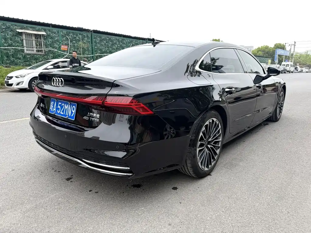 Audi A7L 2024 45 TFSI luxury model купить на сайте DeffCars