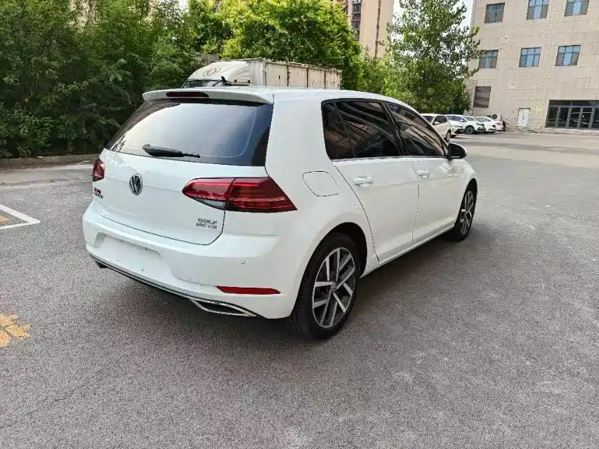 Golf 2020 280TSI DSG luxury model купить на сайте DeffCars