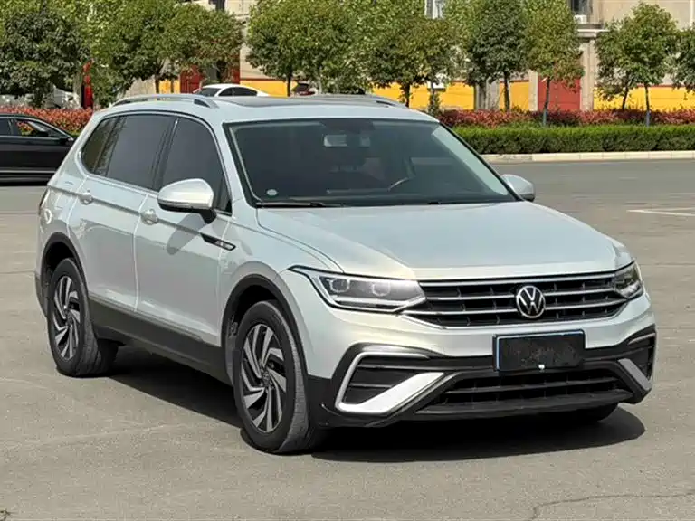 Tiguan L 2022 330TSI automatic two-wheel drive smart version купить на сайте DeffCars