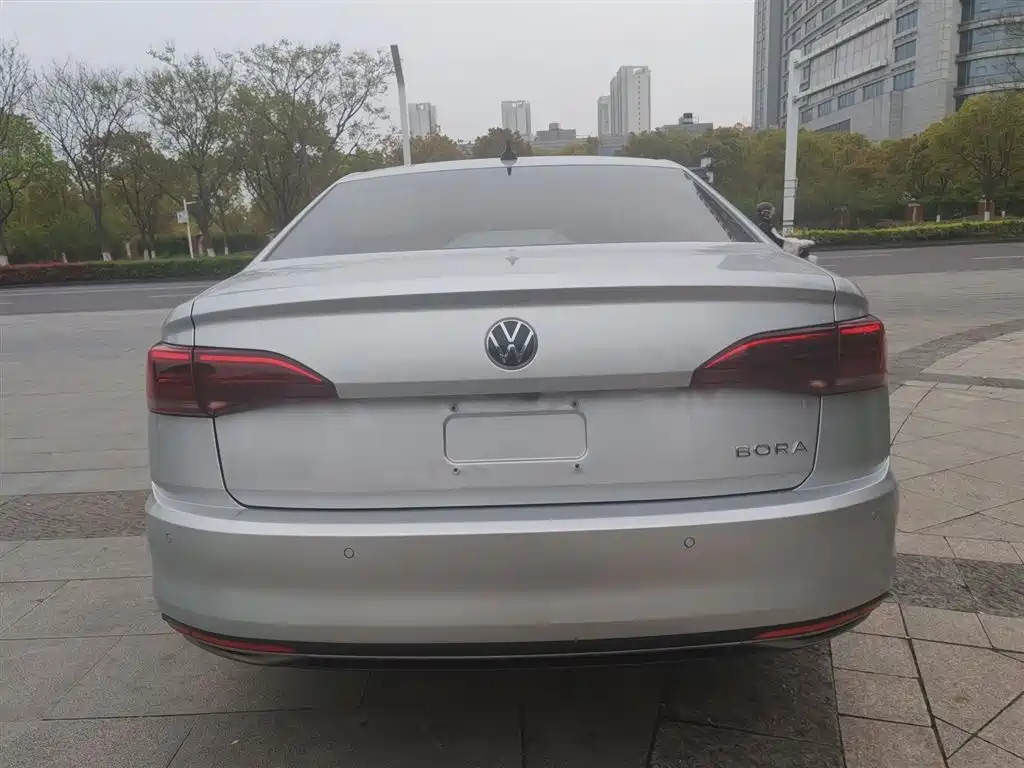 Bora 2021 1.5L automatic comfort intelligent connected version купить на сайте DeffCars