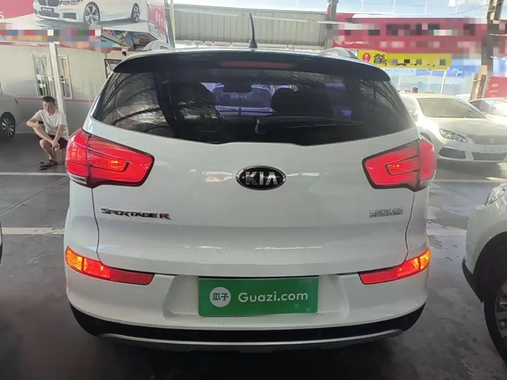 Zhipao 2016 2.0L automatic two-wheel drive version GL купить на сайте DeffCars