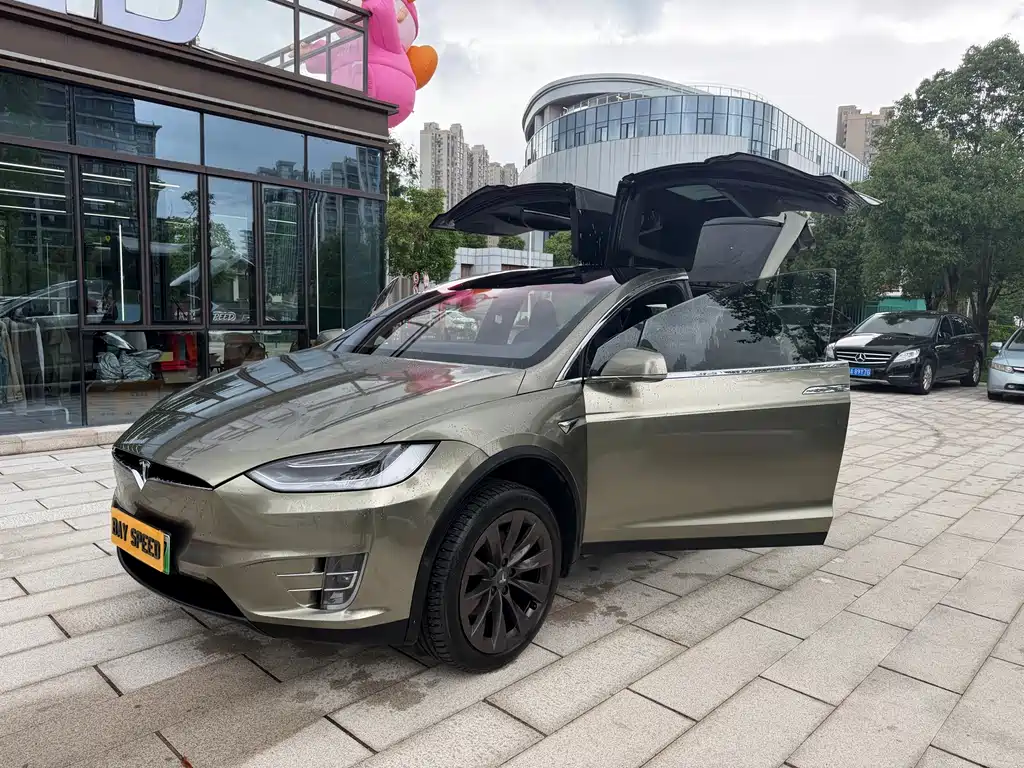 Model X 2017 Model X 100D Long Range Edition купить на сайте DeffCars