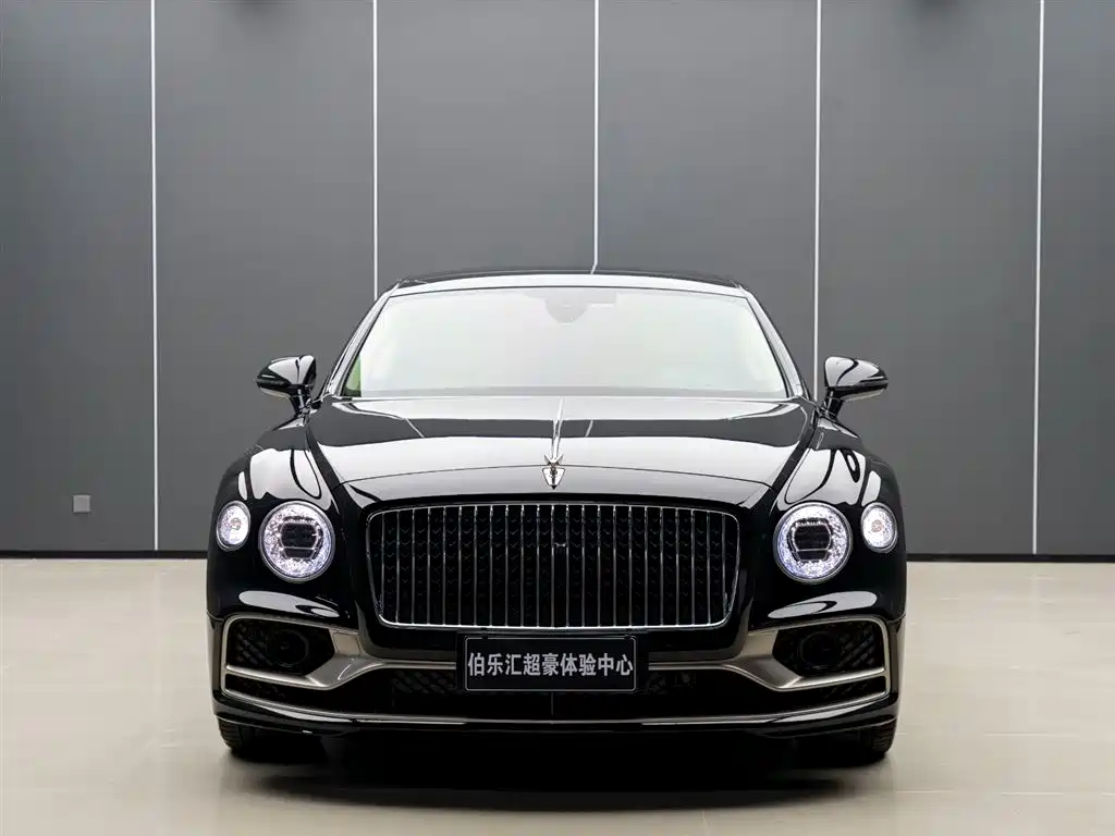 Flying Spur plug-in hybrid 2022 2.9T V6 Hybrid купить на сайте DeffCars