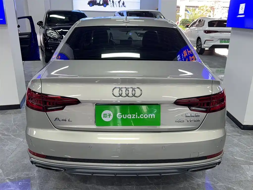 Audi A4L 2019 40 TFSI Fashion Type National VI купить на сайте DeffCars