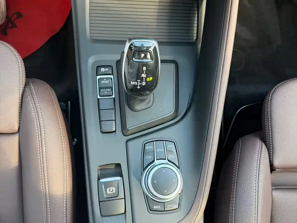 BMW X1 sDrive20Li sleek 2022 купить на сайте DeffCars