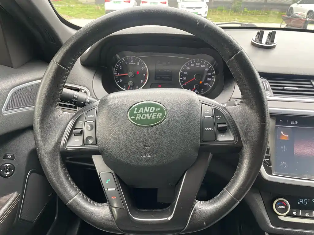 Landwind X7 2016 2.0T Panoramic Premium Edition купить на сайте DeffCars